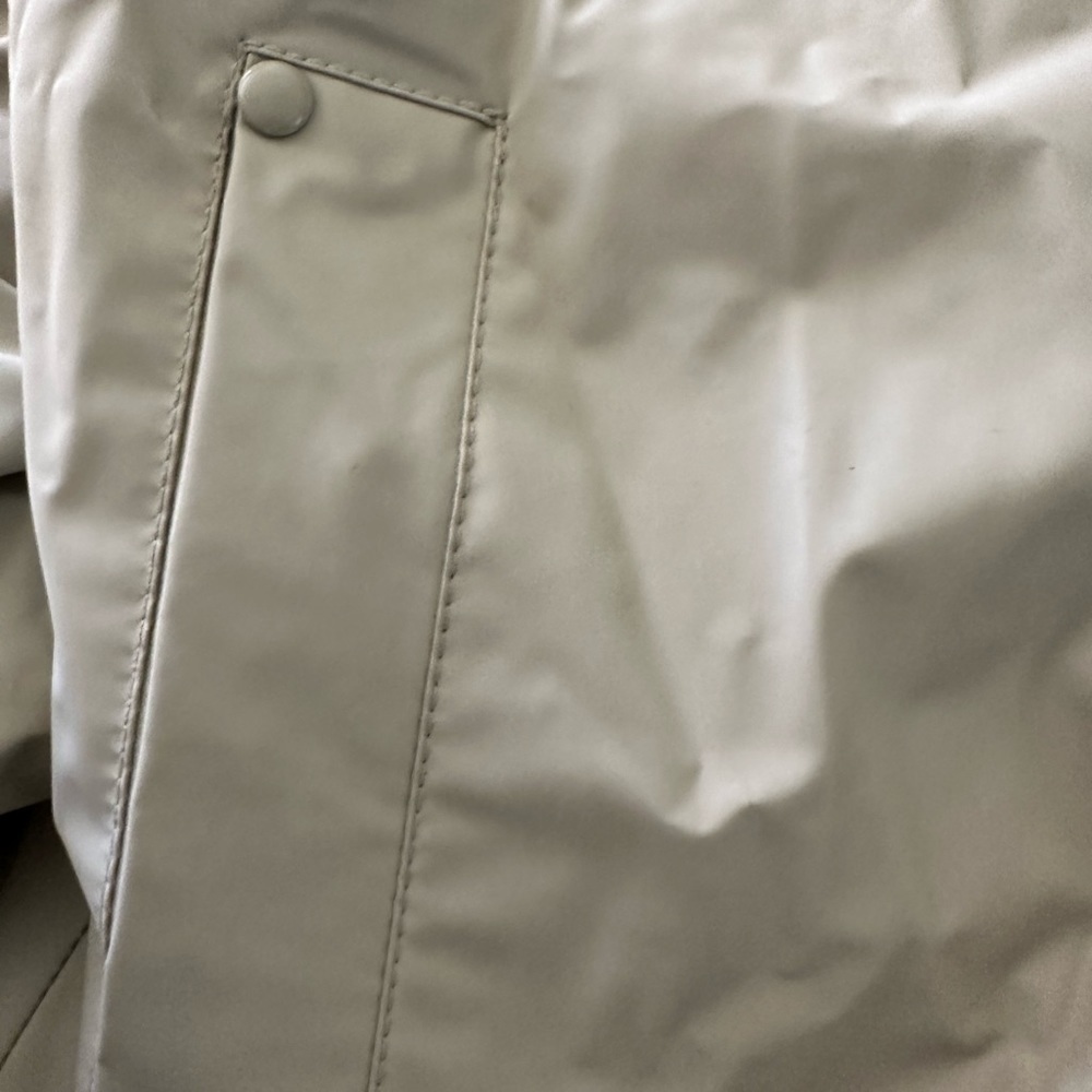 VINTAGE MISTY HARBOR RAIN JACKET Size medium cream/beige lined pre own as is - Picture 5 of 10